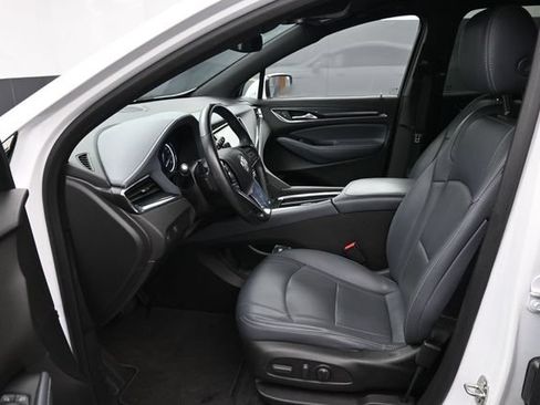 Used 2023 Buick Enclave Essence FWD image 25