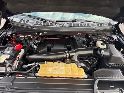 Used 2018 Ford F150 Lariat image 10