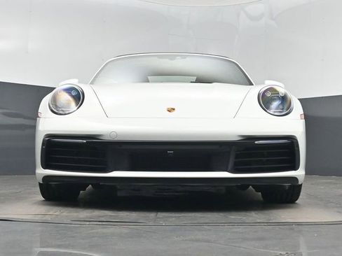 Used 2024 Porsche 911 Carrera image 31