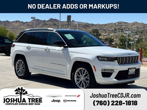 Used 2023 Jeep Grand Cherokee Summit w/ Luxury Tech Group V AWD/4WD image 1