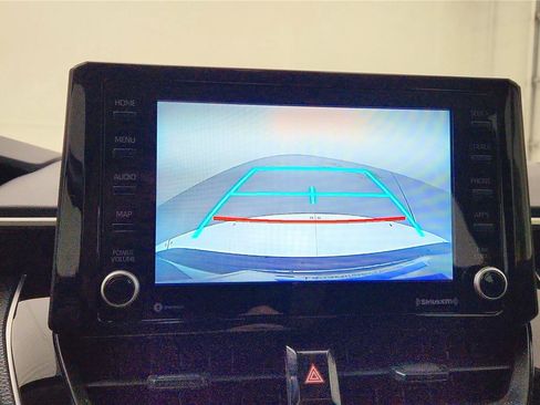 Used 2022 Toyota Corolla LE FWD image 45