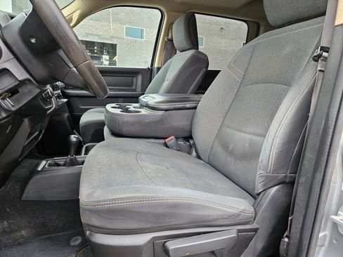 Used 2019 RAM 2500 Tradesman image 15