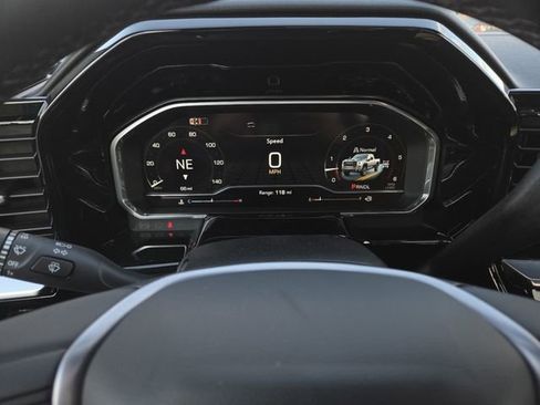 New 2025 GMC Sierra 2500 SLT w/ SLT Premium Package image 38