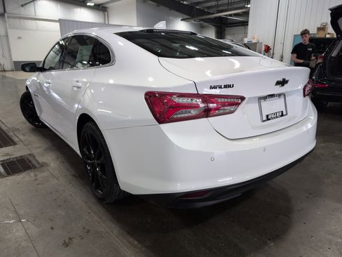Used 2024 Chevrolet Malibu LT w/ Sport Edition FWD image 4