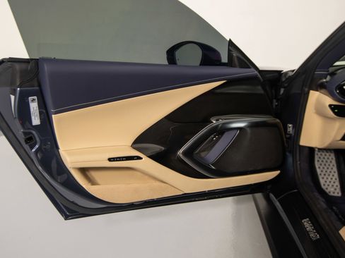 Certified 2025 Ferrari 12Cilindri RWD image 14