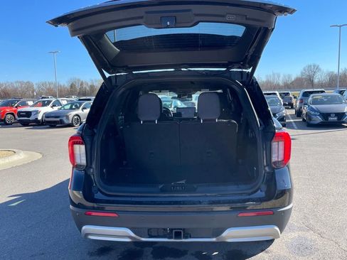 Used 2025 Ford Explorer ST-Line w/ ST-Line Street Pack image 9