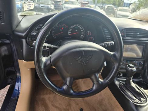 Used 1999 Chevrolet Corvette Coupe w/ Memory Pkg image 19