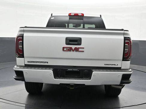 Used 2017 GMC Sierra 1500 Denali RWD image 4