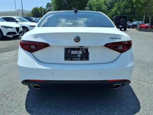 Used 2020 Alfa Romeo Giulia Ti w/ Active Blind Spot Package RWD image 16