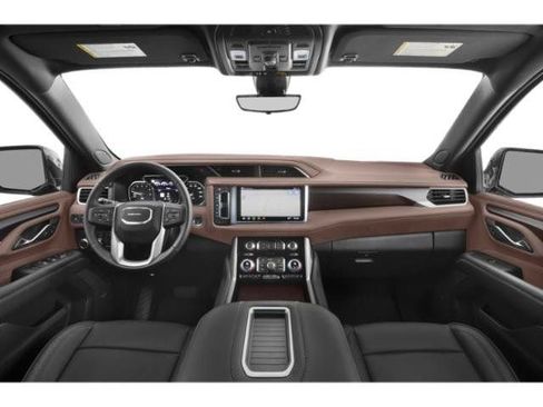 Used 2021 GMC Yukon Denali w/ Denali Premium Package RWD image 11