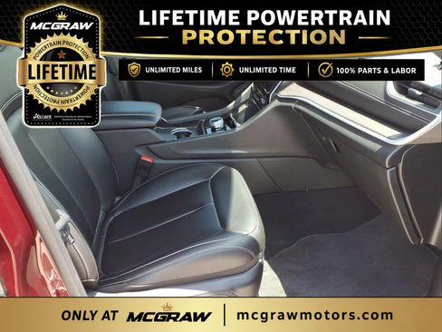 Used 2025 Jeep Grand Cherokee Limited RWD image 15