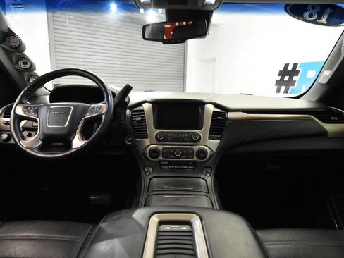 Used 2018 GMC Yukon Denali w/ Open Road Package image 21