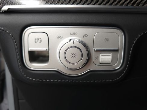 Used 2025 Mercedes-Benz GLE 63 AMG S image 10