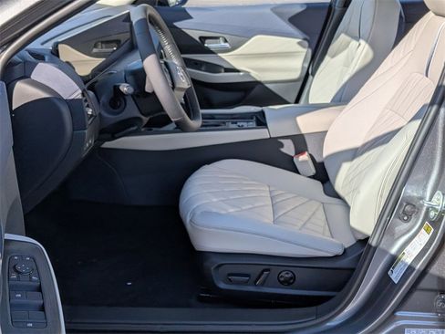 New 2026 Nissan Sentra SL w/ Floor Mat Package image 11