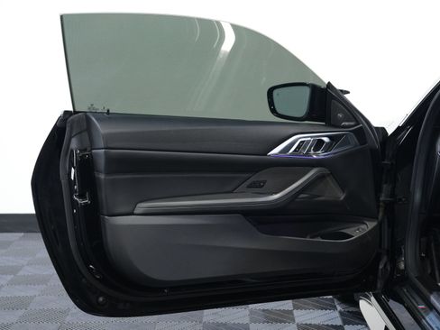 Used 2021 BMW M4 Competition RWD image 23