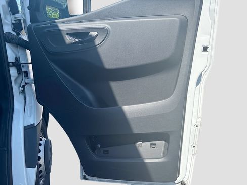 Used 2020 Mercedes-Benz Sprinter 4500 image 24