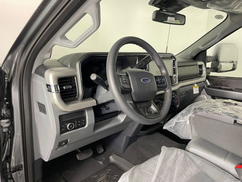 New 2026 Ford F250 XLT w/ XLT Premium Package image 2