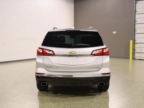 Used 2019 Chevrolet Equinox Premier AWD/4WD image 9