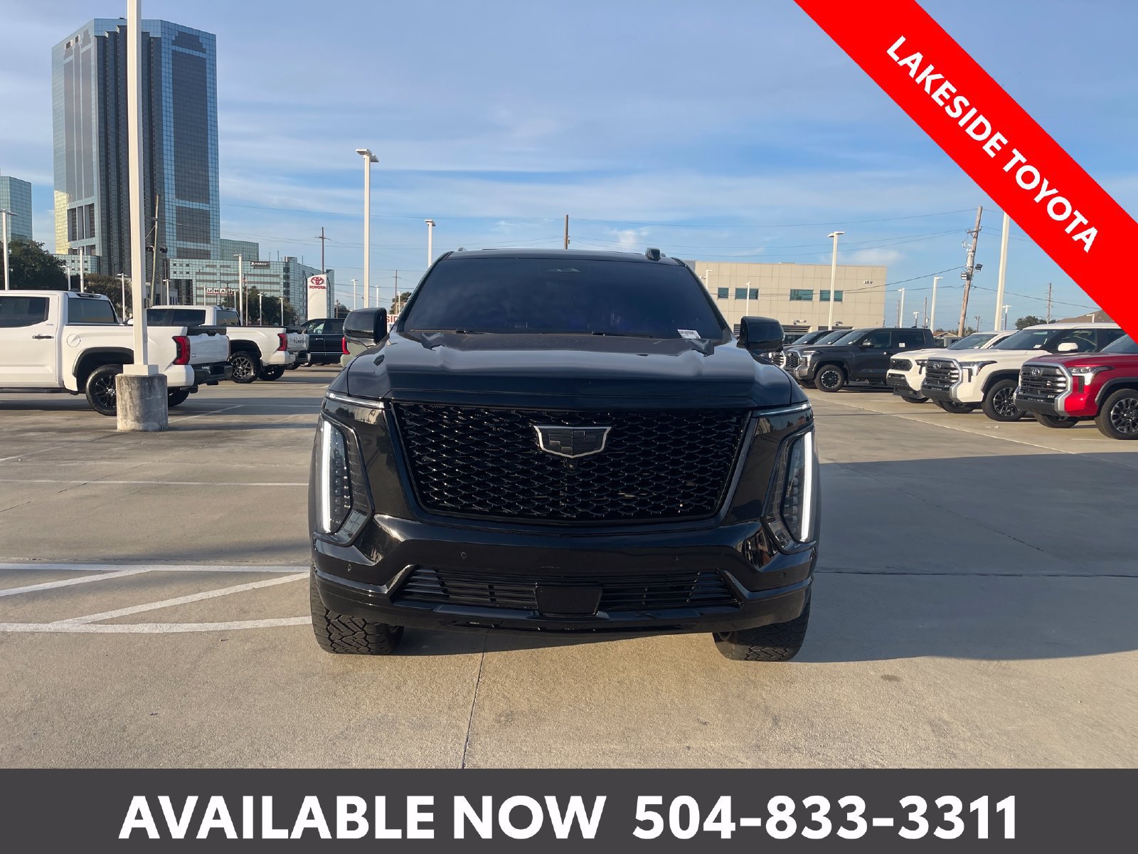 Used 2025 Cadillac Escalade Sport w/ LPO, Floor Liner Package AWD/4WD image 9