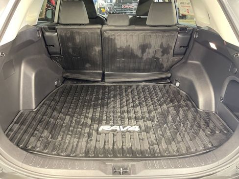 Certified 2021 Toyota RAV4 XLE AWD/4WD image 26