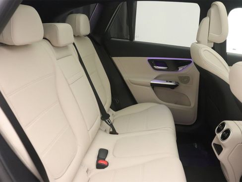 New 2026 Mercedes-Benz GLC 300 image 10