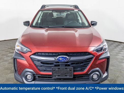 Used 2024 Subaru Outback Premium AWD/4WD image 11