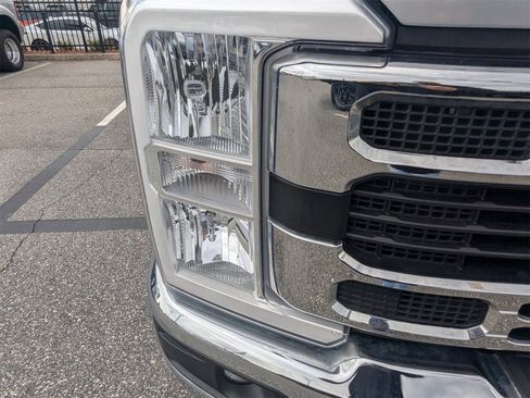 Used 2024 Ford F250 XLT image 10