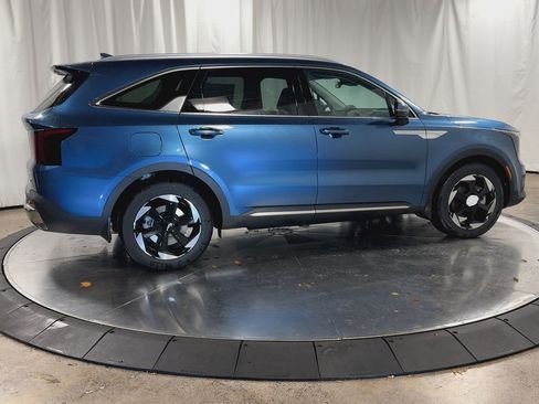 New 2026 Kia Sorento EX image 9