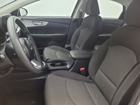 Used 2023 Kia Forte LXS image 17