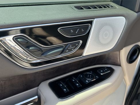 Used 2022 Lincoln Navigator Reserve RWD image 23