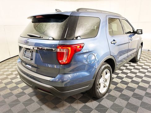 Used 2019 Ford Explorer FWD image 3