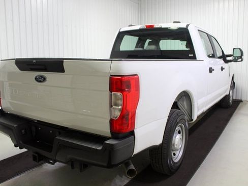 Used 2020 Ford F250 XL w/ Power Equipment Group image 6