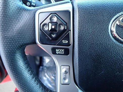 Used 2017 Toyota 4Runner SR5 Premium image 15