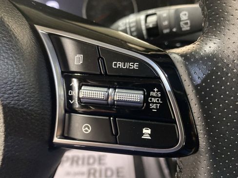 Used 2022 Kia Seltos SX w/ Sunroof Package image 25