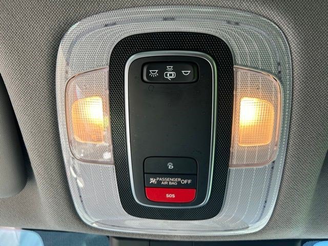 Used 2023 Hyundai Elantra SEL FWD image 34