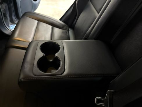 Used 2019 Jeep Grand Cherokee Limited image 31