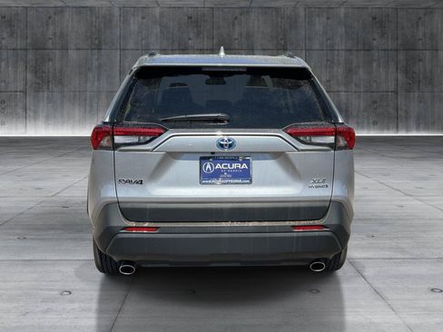 Used 2024 Toyota RAV4 XLE AWD/4WD image 4