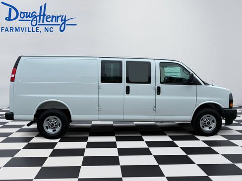 New 2026 GMC Savana 2500 Extended w/ Driver Convenience Package RWD image 6