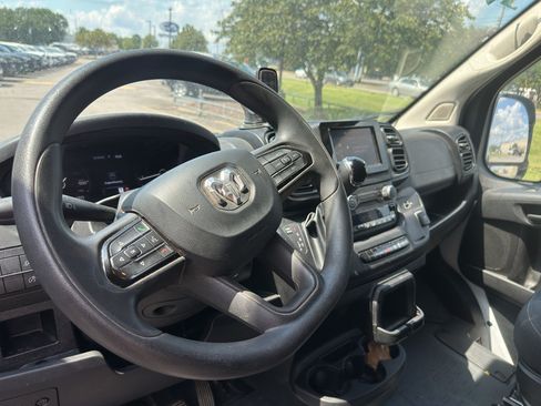 Used 2023 RAM ProMaster 2500 FWD image 17