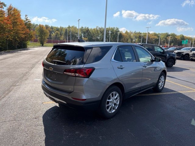 Used 2024 Chevrolet Equinox LT FWD image 6