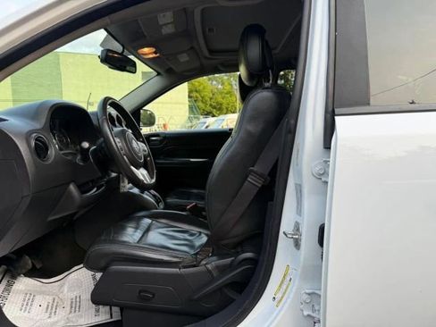 Used 2016 Jeep Compass High Altitude image 12