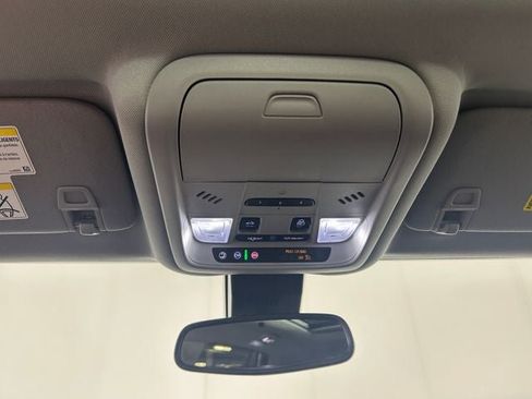 Used 2024 GMC Terrain AT4 AWD/4WD image 23