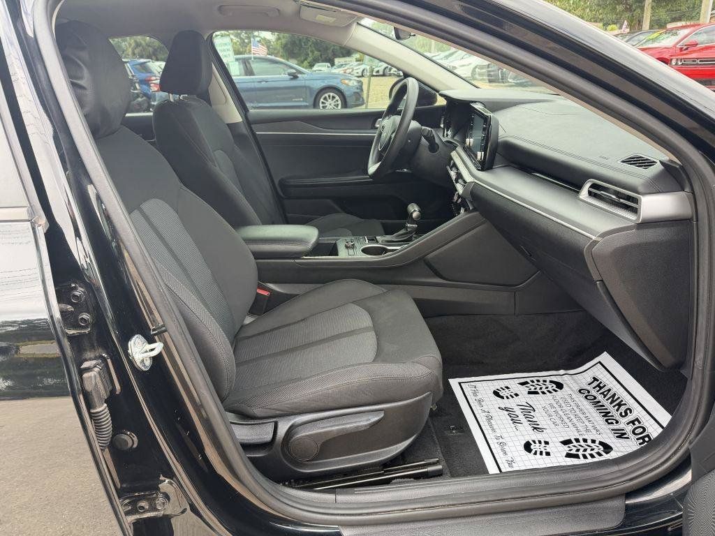 Used 2022 Kia K5 LXS FWD image 14