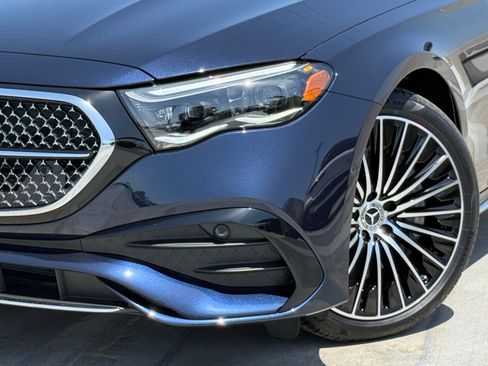 New 2026 Mercedes-Benz E 450 4MATIC Sedan image 3