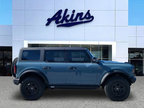 Certified 2023 Ford Bronco Wildtrak image 1