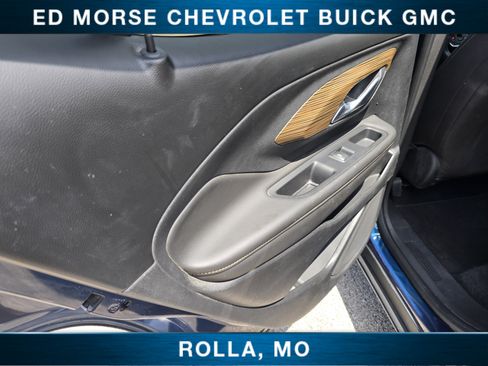 Certified 2020 GMC Terrain SLE w/ Driver Convenience Package FWD image 18