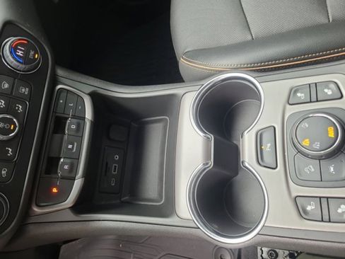Used 2023 GMC Terrain AT4 w/ Tech Package image 14