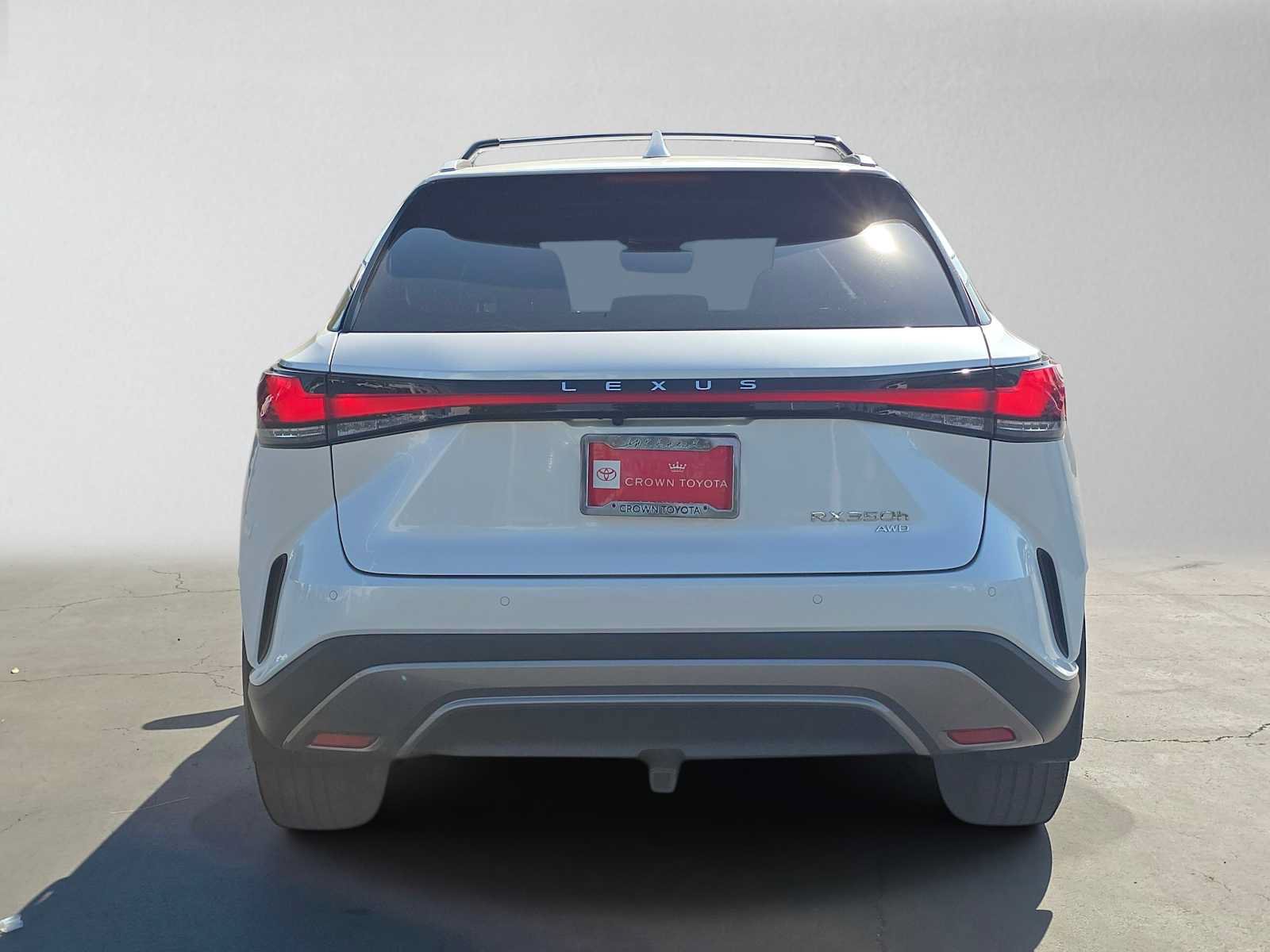 Used 2024 Lexus RX 350h w/ Convenience Package AWD/4WD image 4