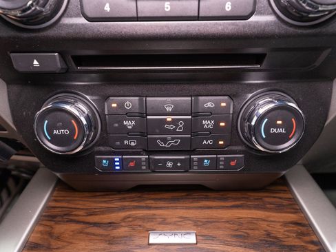 Used 2018 Ford F150 Lariat AWD/4WD image 24