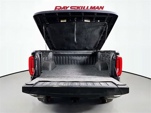 Used 2023 GMC Sierra 1500 AT4 w/ AT4 Premium Package image 28